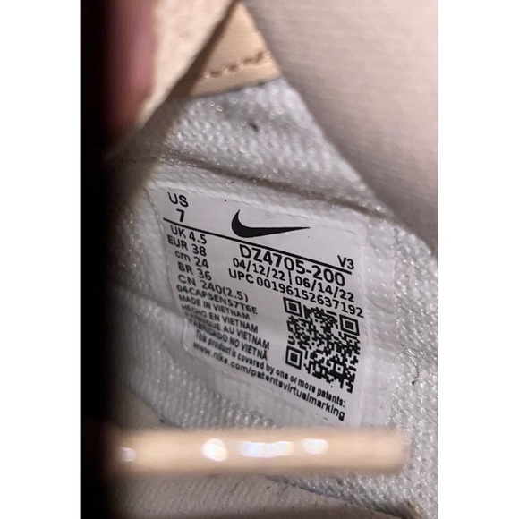 Nike Air Force 1 Shadows - Picture 1 of 5